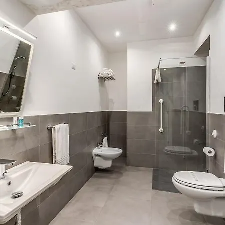 Hotel La Residenza 3*