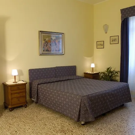 Hotel La Residenza 3*