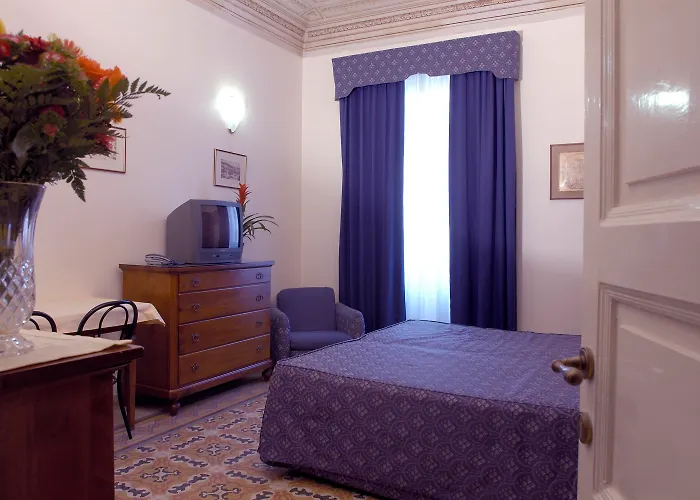 雷斯登塞酒店 3* 墨西拿