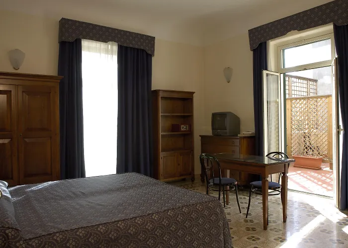 雷斯登塞酒店 3*