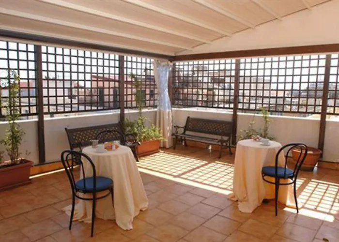 雷斯登塞酒店 酒店 墨西拿