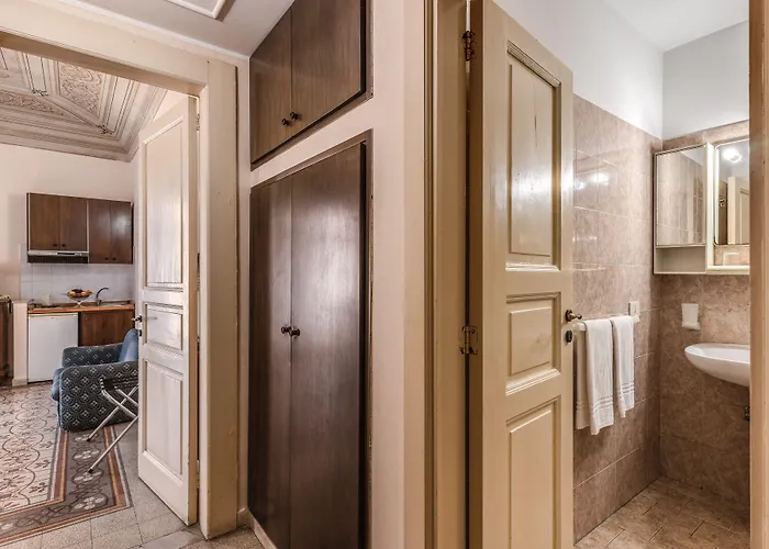 雷斯登塞酒店 3*