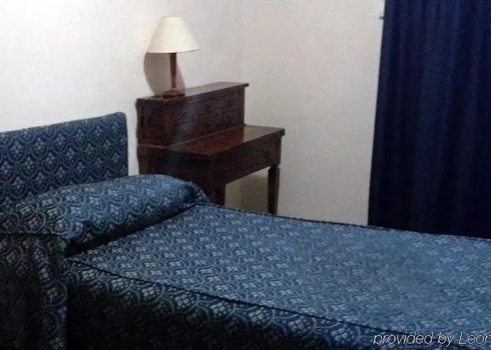 雷斯登塞酒店 3* 墨西拿